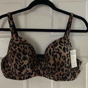 SOMA New with tags animal print w/ red bow in center size 40C bra